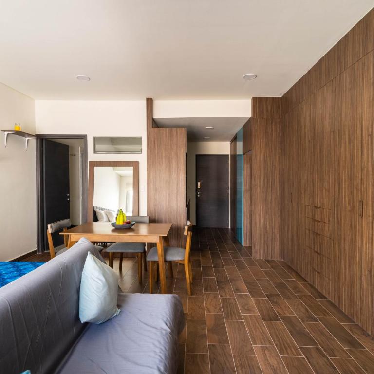 S1602 - 1BR - 1BTh Deluxe - One-Bedroom Apartment - 2