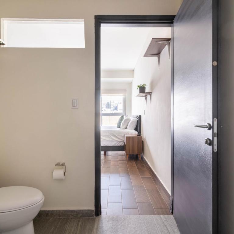 S1602 - 1BR - 1BTh Deluxe - One-Bedroom Apartment - 4