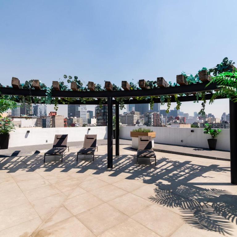 S1602 - 1BR - 1BTh Deluxe - One-Bedroom Apartment - 9