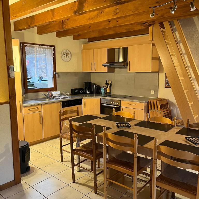 Grand gîte du Bruleux 11 personnes - Maison 4 Chambres - 60