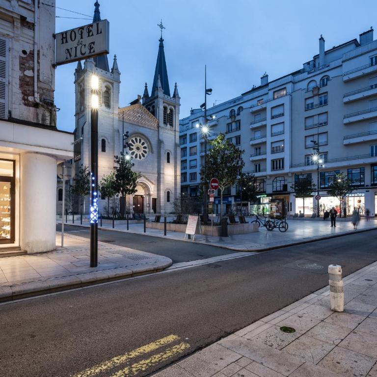 Studio Atypique Centre Vichy - Appartement - 9