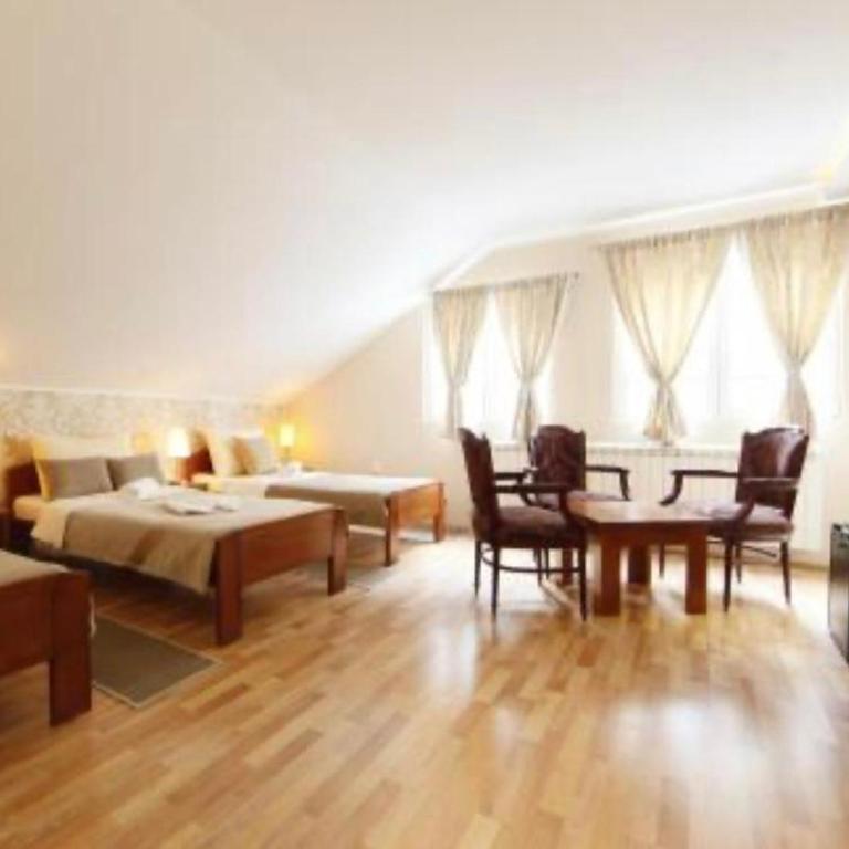 Rooms SQUARE Belgrade - Deluks Studio sa Queen Krevetom - 2