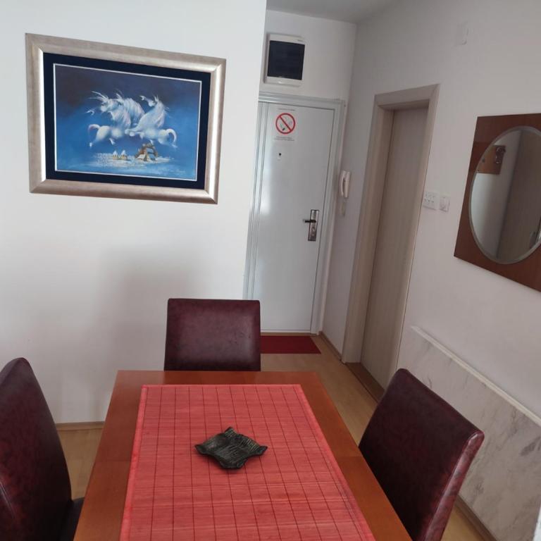 Smeštaj Galerija - One-Bedroom Apartment - 7
