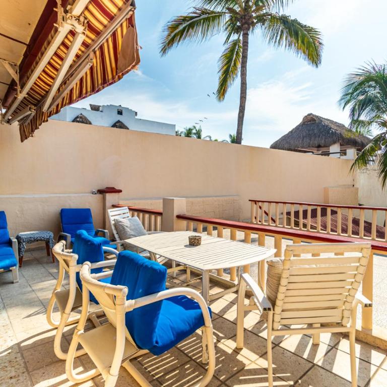 Bucerias Beach House - Estudio con terraza - 2