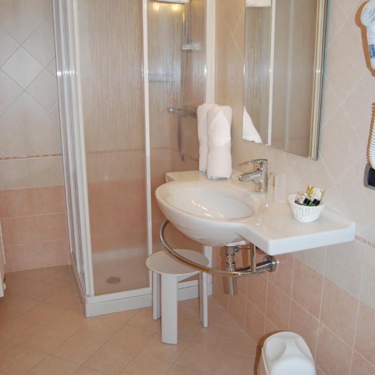 Hotel Garni Arnica - Camera Matrimoniale - 2