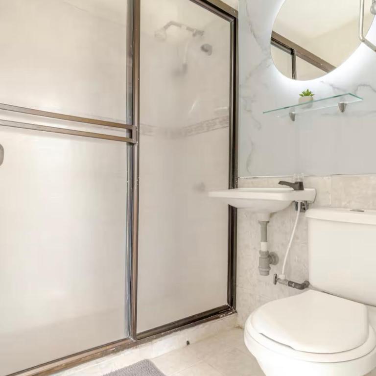 El Poblado 4 Bedroom 3 Bathroom private Terrace - Apartamento - 20