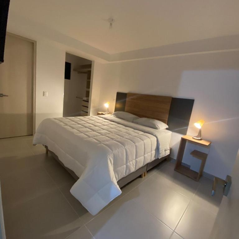 Apartamento nuevo y acogedor Excelente ubicación - Apartamento de 3 dormitorios con balcón - 4