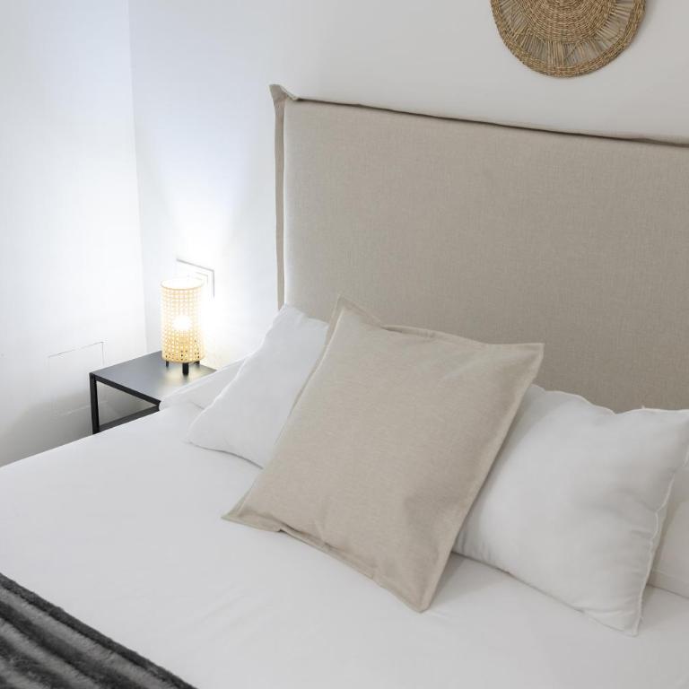 PPA22 Loft Valencia - Acogedor loft cercano al metro Zona Ayora - Apartamento Estudio - 1 cama doble - 24