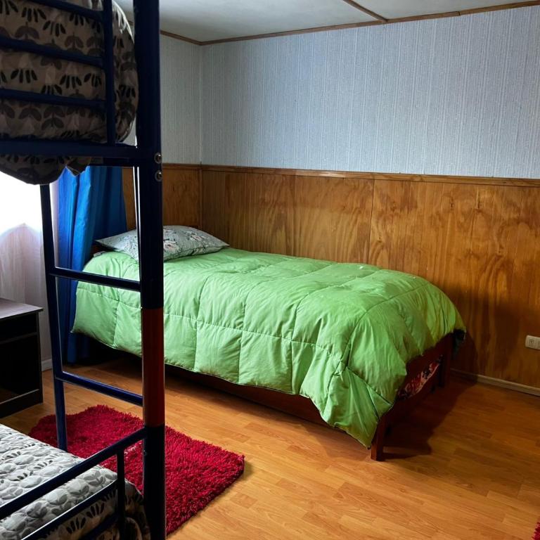 Cabañas y Hospedaje Parque los Volcanes - Quadruple Room with Private Bathroom - 3