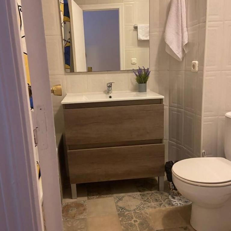 LovelyLoft Calle Mayor A - One-Bedroom Apartment - 10