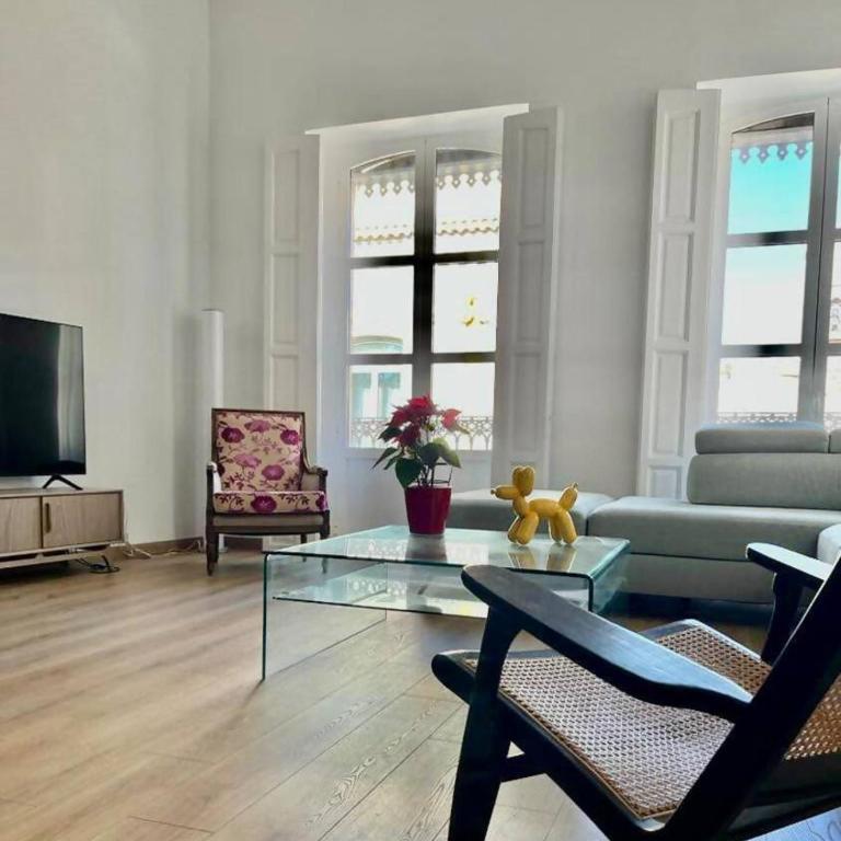 LovelyLoft Las Flores Ático - Three-Bedroom Apartment - 14