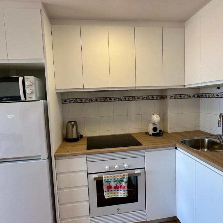 AR27-2 Apartamento en primera línea del mar - One-Bedroom Apartment - 10