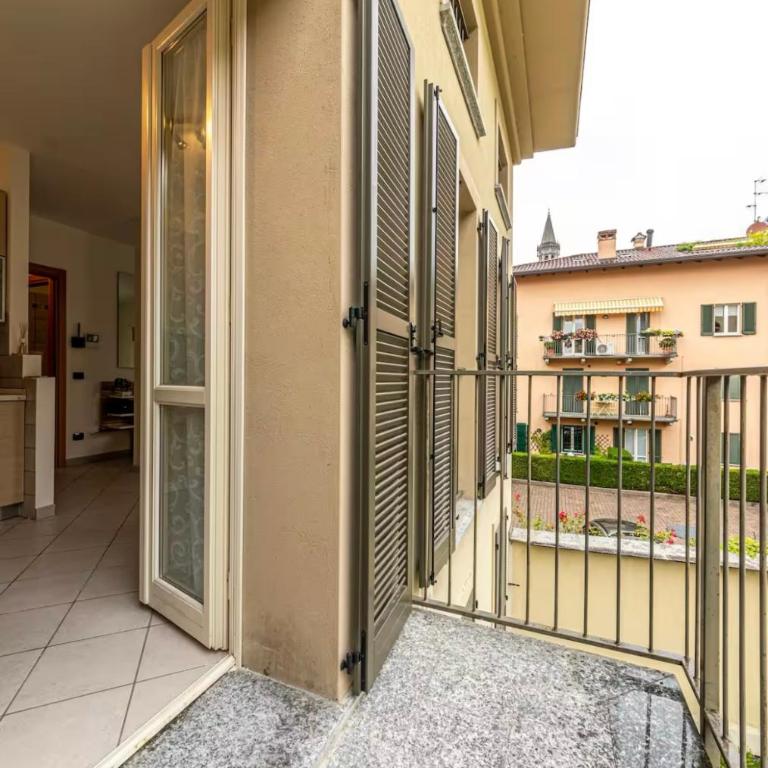 LAGO DI COMO - In Centro a 1 min da Lago e Stazione - Wifi - Appartamento con 1 Camera da Letto - 14