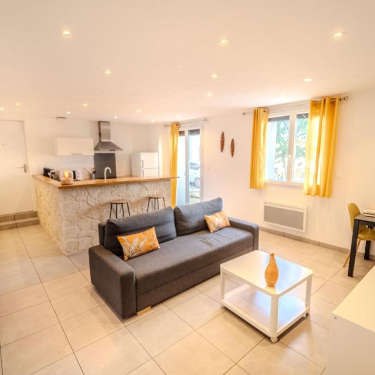 Lisa - Spacious Terrace Ground floor - by Tgb - Apartment - 2