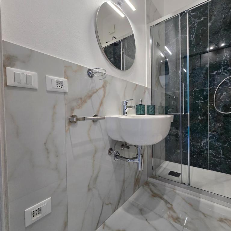Casa MaDo - Triple Room with Private Bathroom - 6