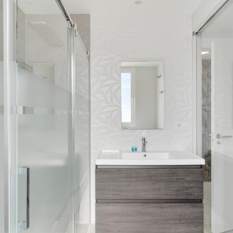 Stunning apt Padel&Gym by Costarentals - Ref 74 - Apartamento de 3 dormitorios - 18