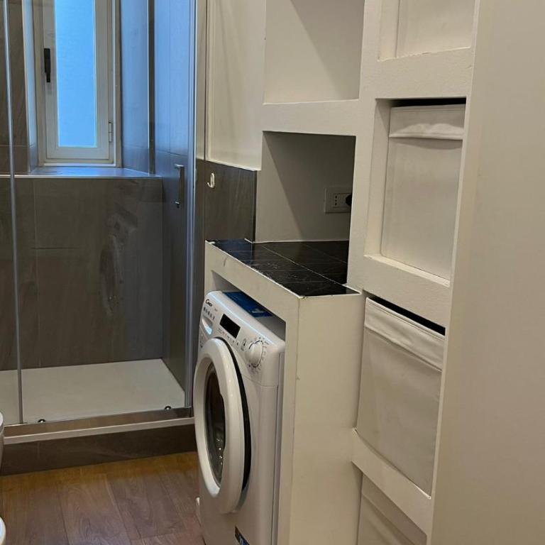 Snapstay Trieste Centrale 6 Posti Letto - Appartamento con 2 Camere da Letto - 37