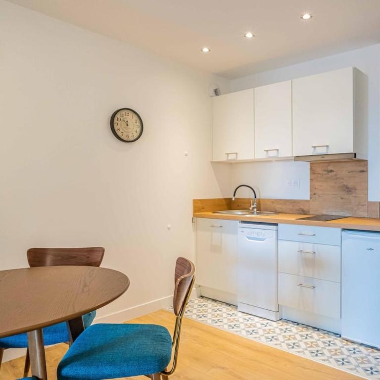L'Hippocrate Duplex à deux pas des Halles - Appartamento Superior con 1 Camera da Letto e Balcone - 14