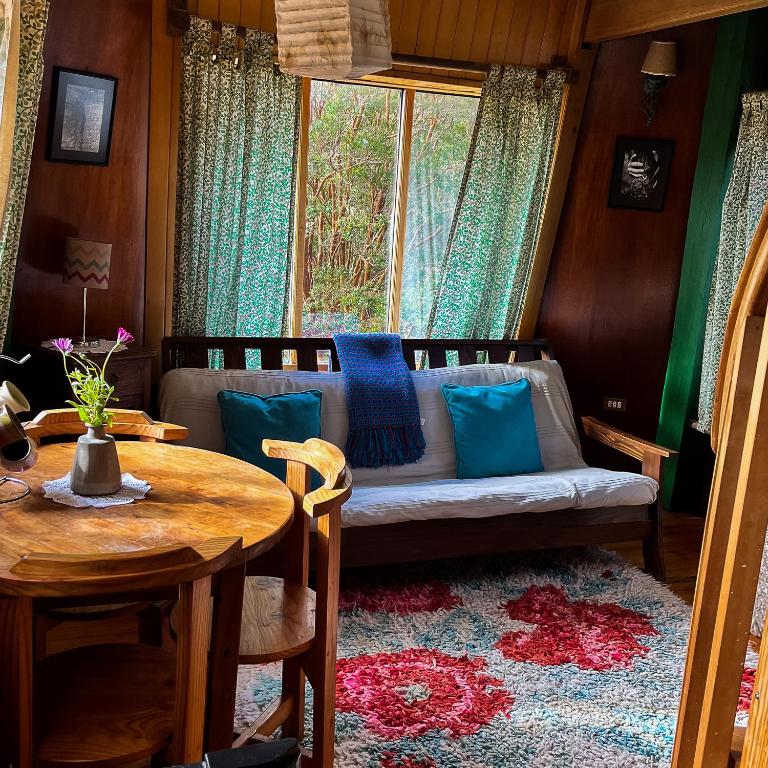 Unique Tree House Hideaway in Nature - Two-Bedroom House - 31