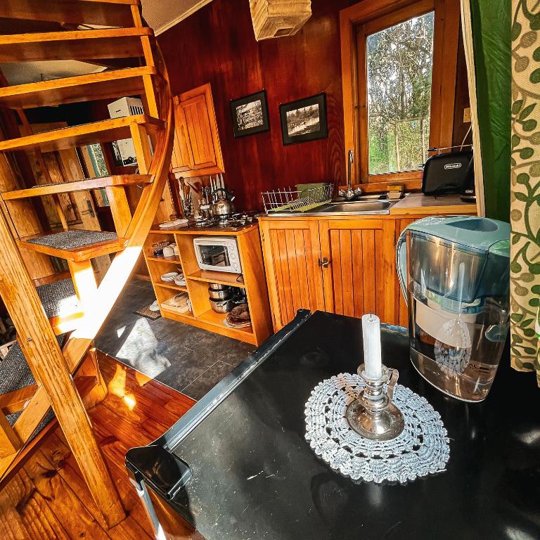 Unique Tree House Hideaway in Nature - Two-Bedroom House - 39