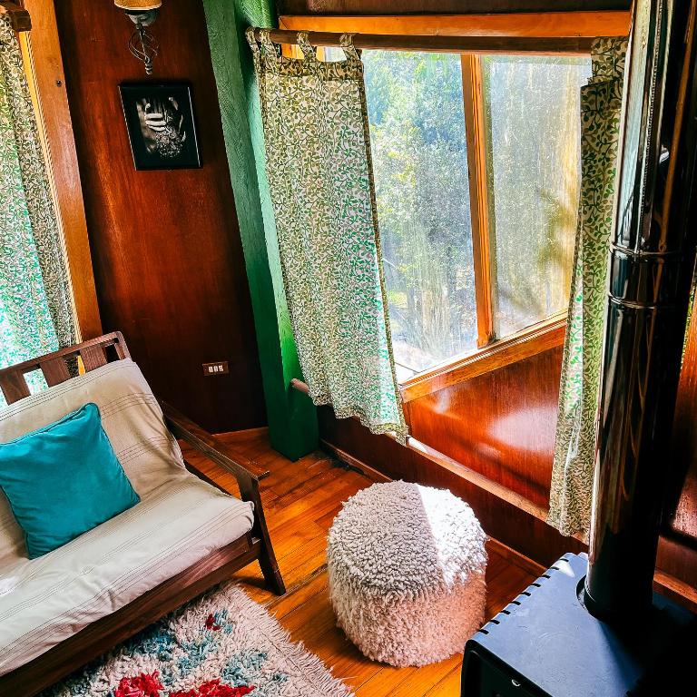 Unique Tree House Hideaway in Nature - Two-Bedroom House - 41