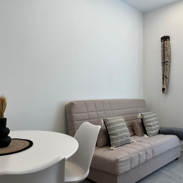 Apartments Vent de Vela - Studio - 9