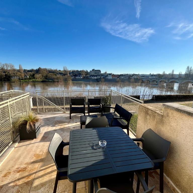 T2 climatisé face Loire et château le 4-4 - Appartement 1 Chambre - 10