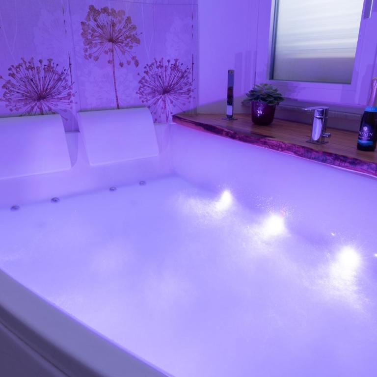 BeB Domus Arbenzio San Giovanni Suite - Suite King con Vasca Idromassaggio - 7