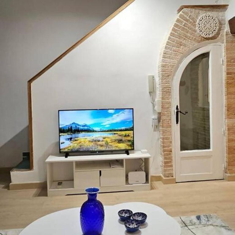 LovelyLoft Trafalgar - Two-Bedroom House - 11