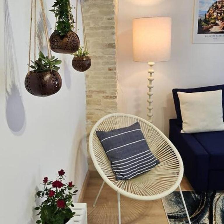 LovelyLoft Trafalgar - Two-Bedroom House - 24
