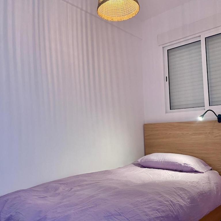 Apartamento con bonitas vistas al mar en la playa Arenal - Apartamento de 2 dormitorios - 10