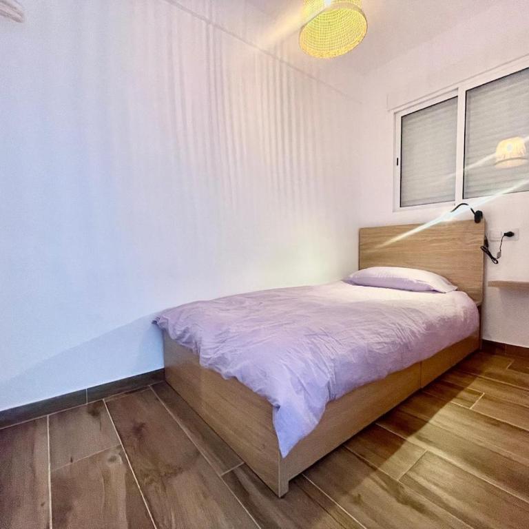 Apartamento con bonitas vistas al mar en la playa Arenal - Apartamento de 2 dormitorios - 14