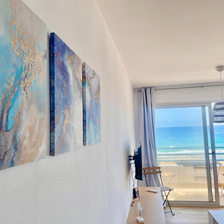 Apartamento con bonitas vistas al mar en la playa Arenal - Apartamento de 2 dormitorios - 23