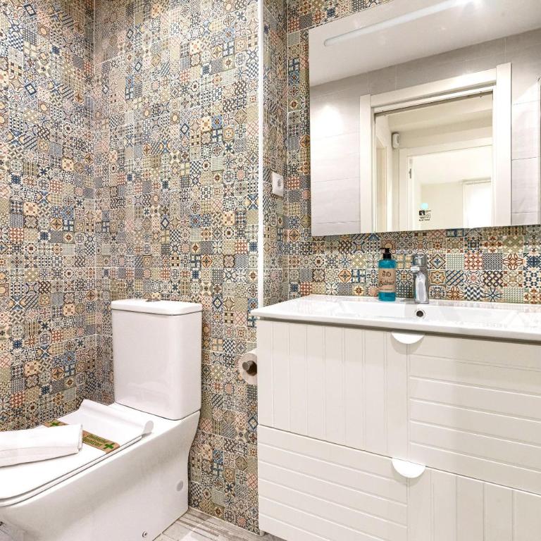 Lujoso piso en Casco Viejo. Bilbao. Free wifi. - Two-Bedroom Apartment - 5