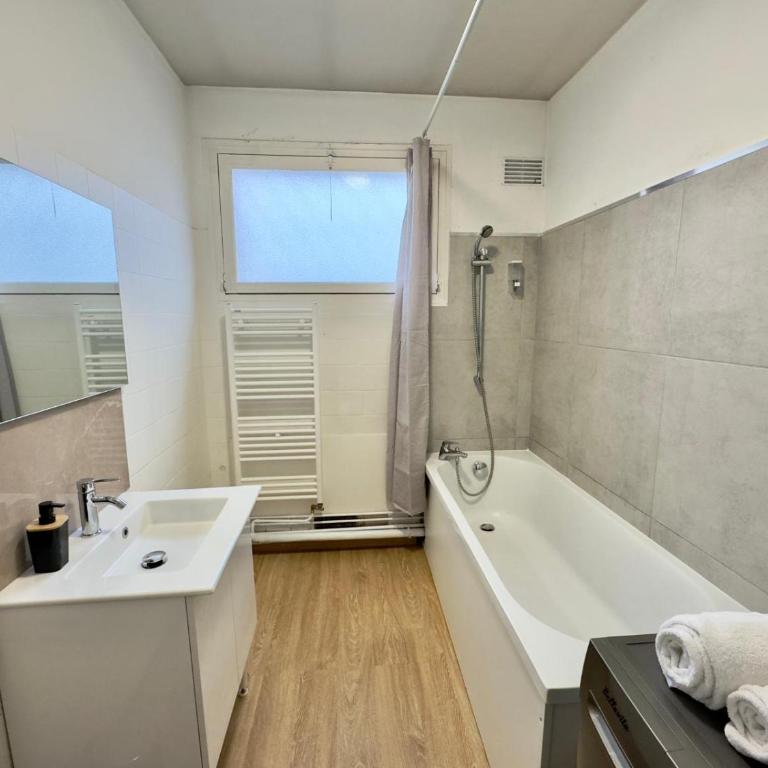 Le Ciné-Billard du Quai de la Gare-Parking-Balcon - Appartamento con 2 Camere da Letto e Balcone - 25
