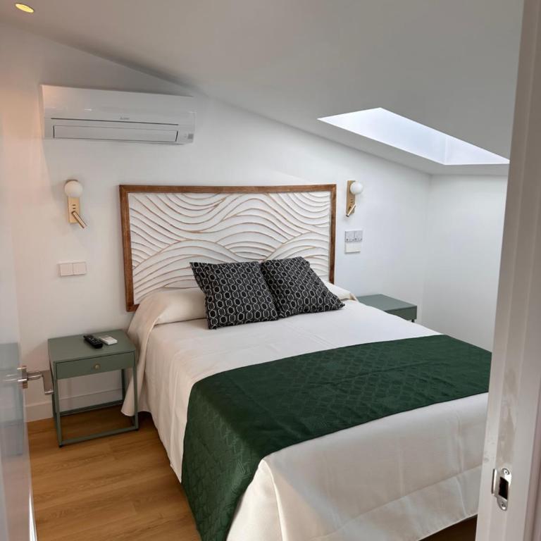 LOFTS Puerta del SOL - Two-Bedroom Deluxe Apartment - 1