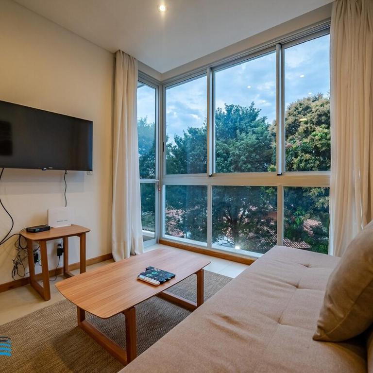 203 Emerald! Boutique Building steps from the Shopping del Sol - Apartamento de 1 dormitorio - 1