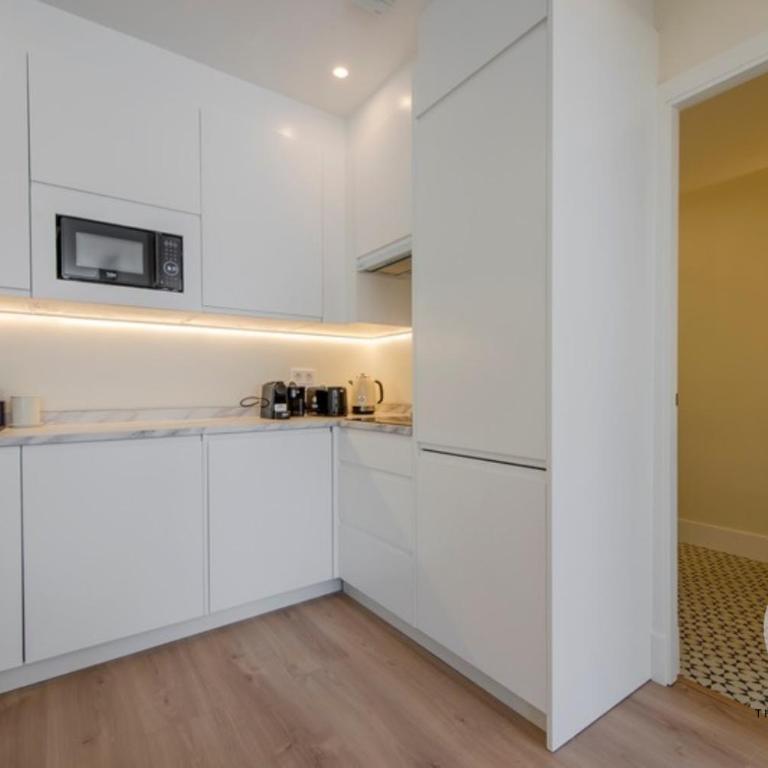 Tu hogar para 4 en Malasaña, conoce San Bernardo 20 - One-Bedroom Apartment - 21