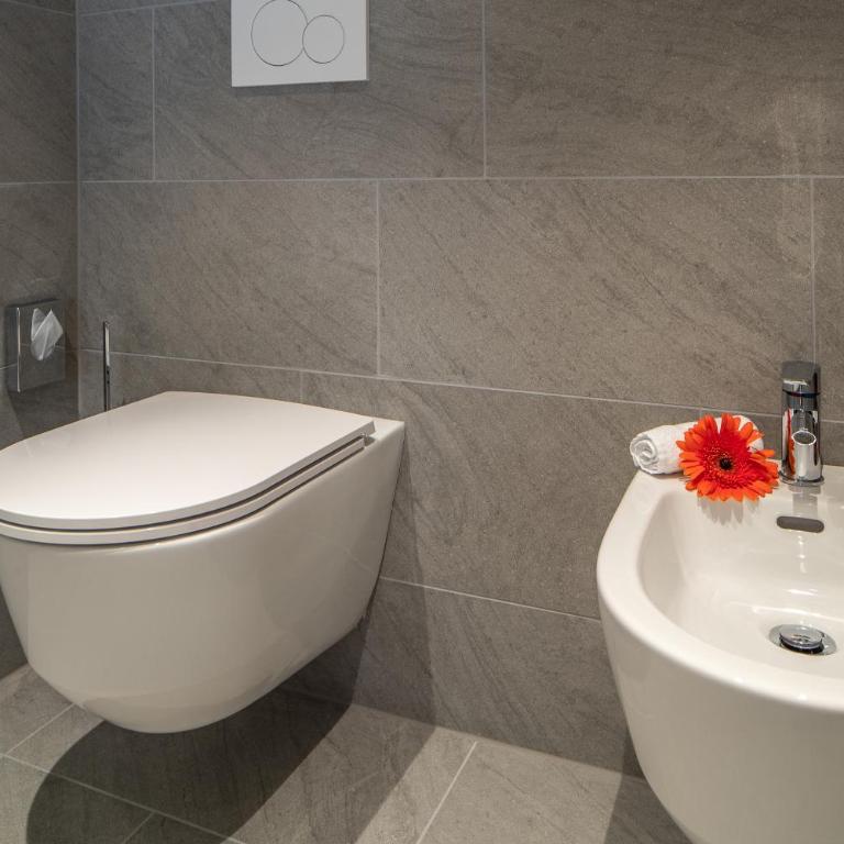 Hotel Lago Maggiore - Welcome! - Junior Suite Familiare con Vista Lago - 2° Piano - 6