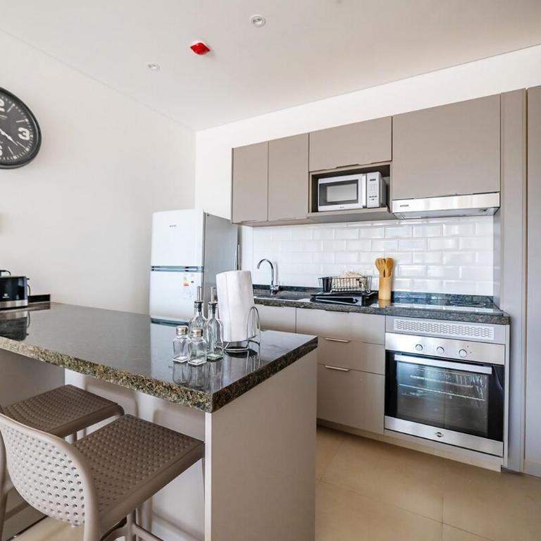205 Emerald! meters from the Shopping del Sol! High Speed WiFi! - Two-Bedroom Apartment - 7