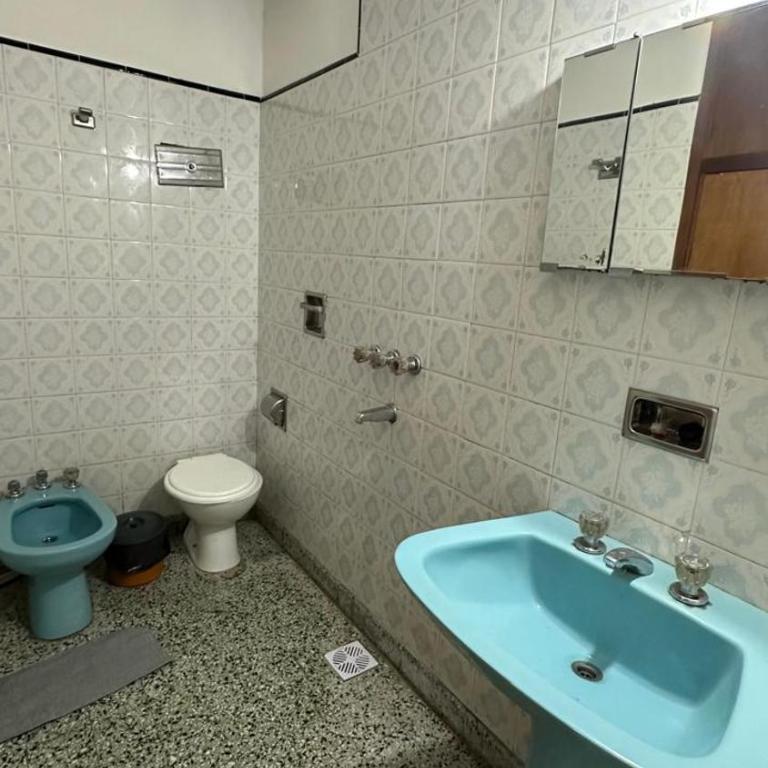 Departamento planta alta centro de Cosquín - Apartamento de 3 dormitorios - 2