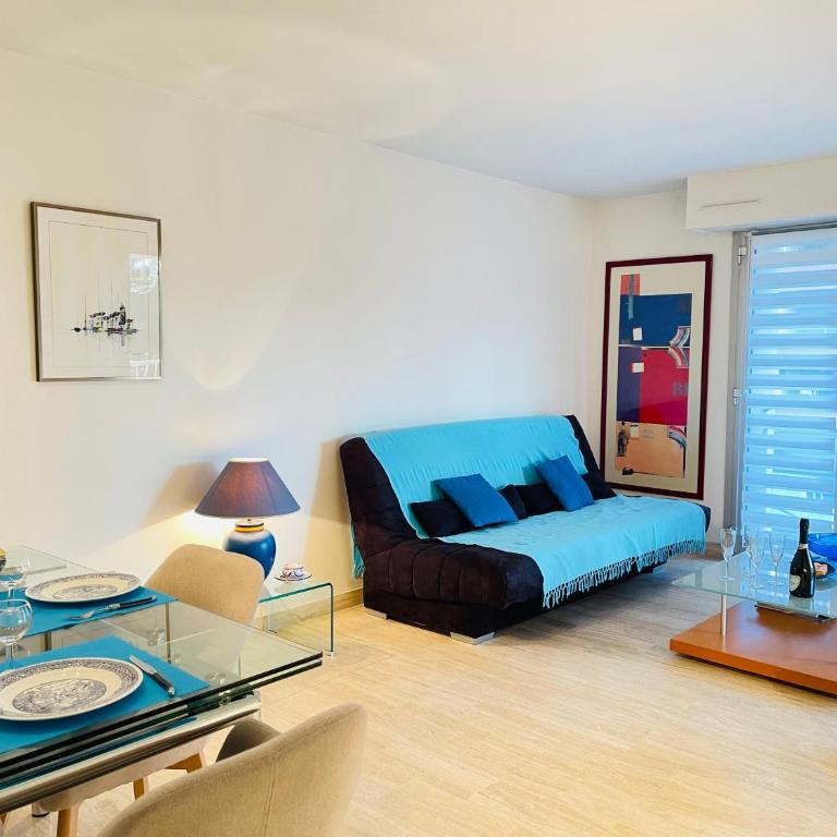 Appartement -piscine- proche bord de mer et centre - One-Bedroom Apartment - 26