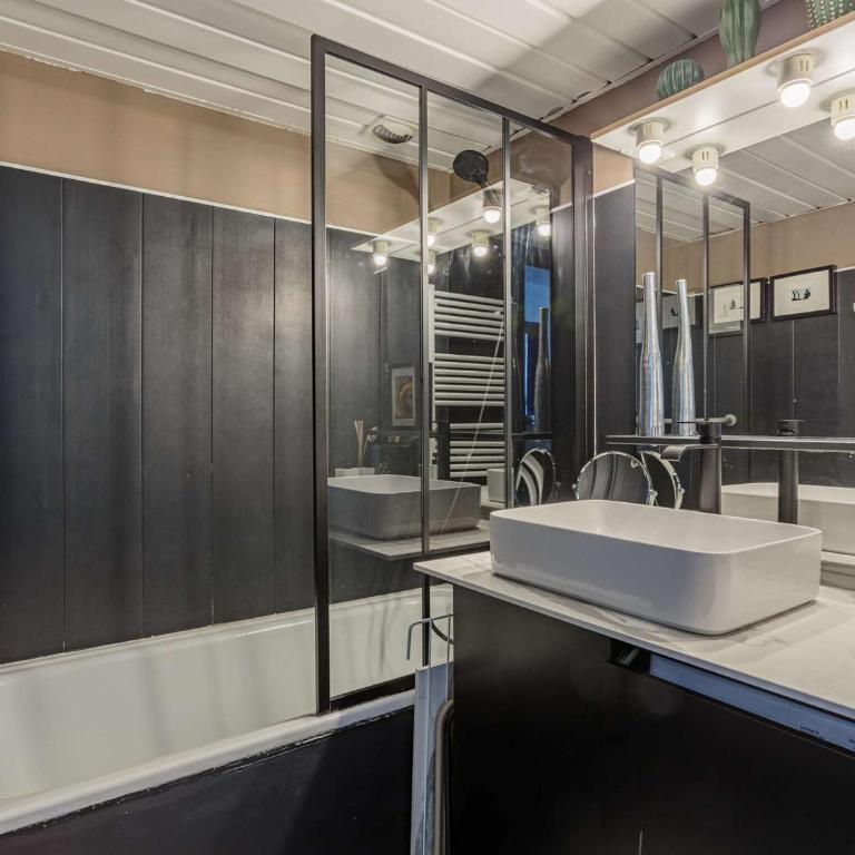 Studio en front de mer avec piscine et Wi-Fi à Biarritz - FR-1-3-621 - Estudio - 11