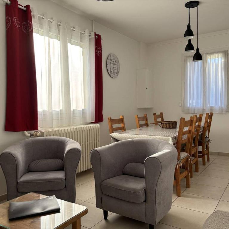 Maison confortable à Villard-de-Lans - 8 couchages, WiFi, parking gratuit, proche des pistes et du centre. - FR-1-548-5 - Casa Vacanze (8 Adulti) - 4