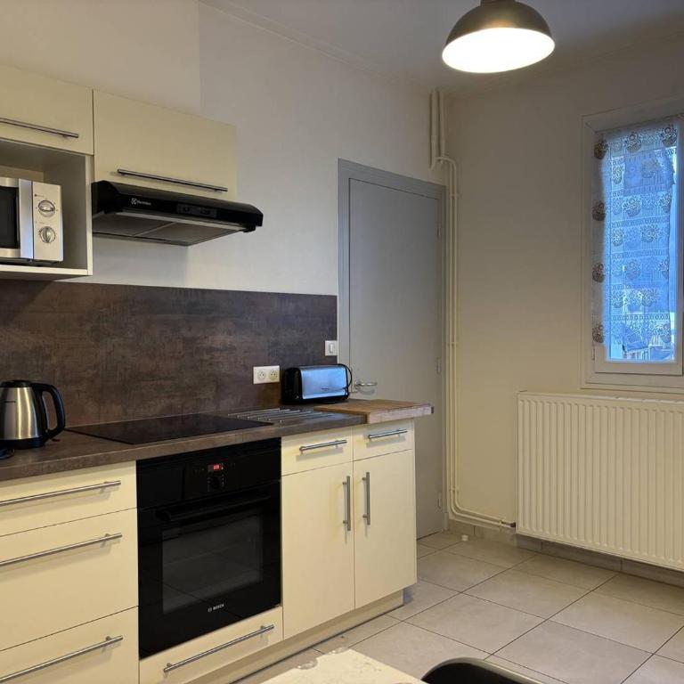 Maison confortable à Villard-de-Lans - 8 couchages, WiFi, parking gratuit, proche des pistes et du centre. - FR-1-548-5 - Casa Vacanze (8 Adulti) - 9