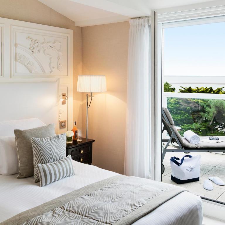 Hôtel Barrière Le Royal La Baule - Chambre Deluxe - Vue sur Mer - 3