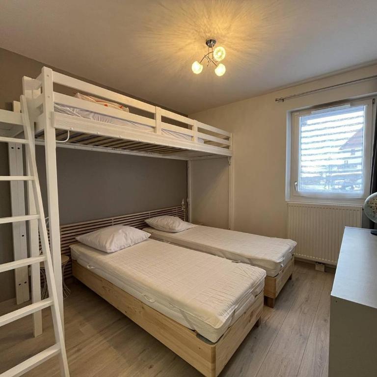 Appartement Confortable avec Terrasse à 5 Min du Centre, Navette Ski Gratuite ! - FR-1-548-34 - Appartement - 6
