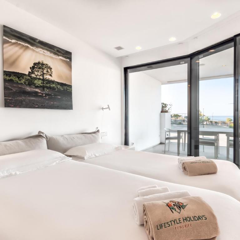 Infinity 0-8 LUXE SEA VIEW 2B - Two-Bedroom House - 3