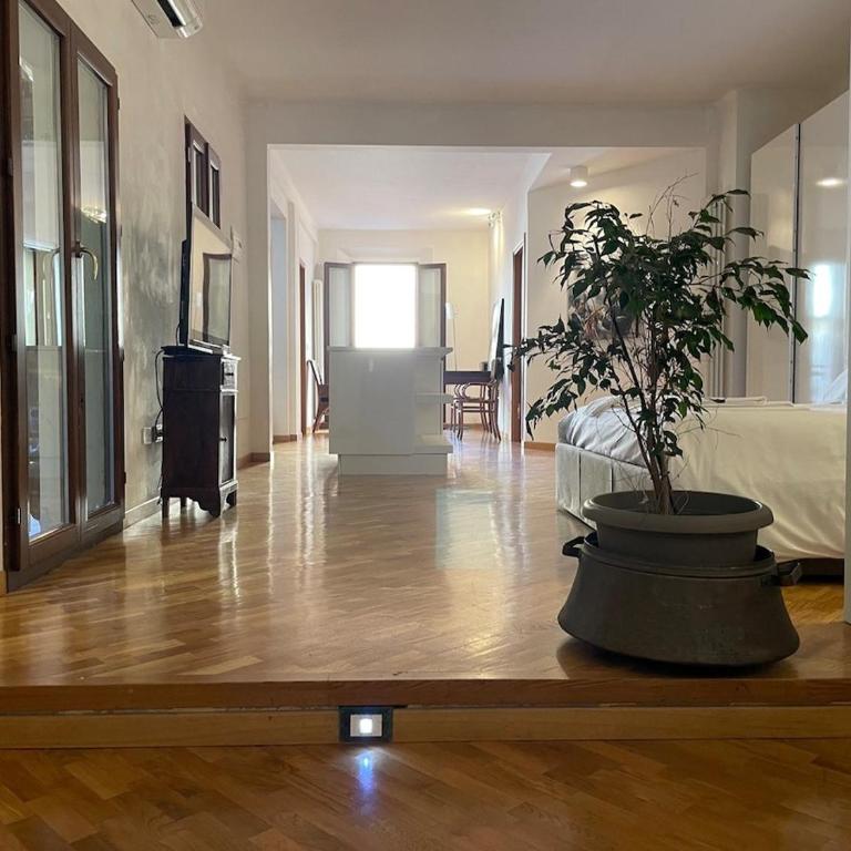 Loft del Pratello - Apartment with Balcony - 4