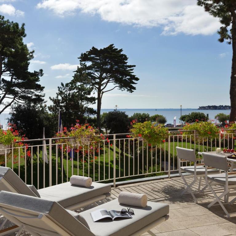 Hôtel Barrière Le Royal La Baule - Suite Prestige avec Terrasse - Vue sur Mer - 3